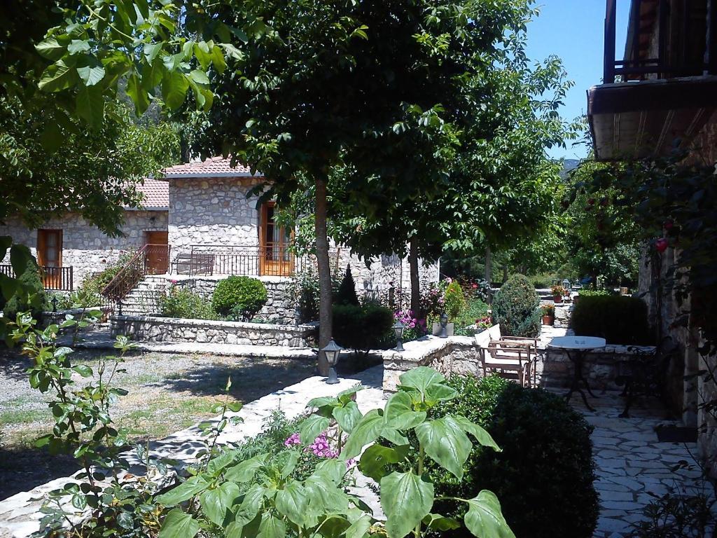 Andrea Sofi Guesthouse Dimitsana Luaran gambar